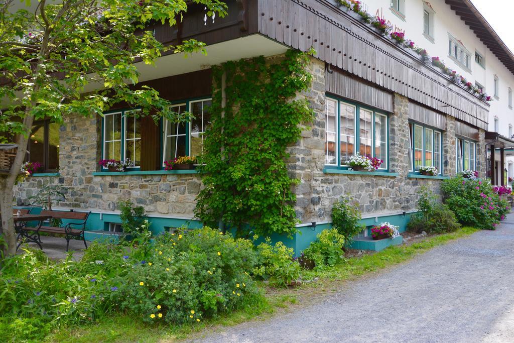 Clubdorf Hotel Alpenrose Гальтюр Экстерьер фото